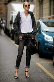Pfw, sasha luss, spring summer 2018, street style. Street Style Sasha Luss Goes Classic Mode Style Mode Inspiration Kleidung