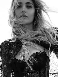 michaeljackson Im #Poco SV Katalog gibt es für die KW 31/2024 im  Sonderangebot Bettwäsche von Sid Maurer. Diese Bettwäsche hat als  Abbildungen Portraitkunstwerke eben von Sid Maurer. Neben Marilyn Monroe  auch Michael