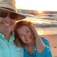 Donna Hanlon's Instagram, Twitter & Facebook