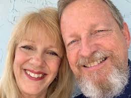 Lori Jahn's Instagram, Twitter & Facebook