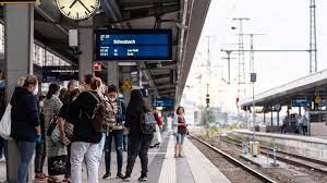 Der fernverkehr war deutschlandweit eingestellt. Ntlr7dd5ynladm