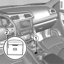 See full list on 2carpros.com E Guide Renault Com Kadjar Let The Technology In Your Vehicle Help You Electronic Parking Brake
