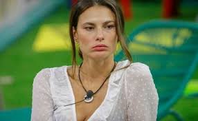 Dayane mello lascia la casa del grande fratello vip. Tnqb03ieugr0pm