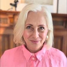 Hi there! 🌿 I'm Letizia, an incoming Master's student at Malmö University  in the International Migration and Ethnic Relations programme. I'm planning  to move to Malmö by end of August for the