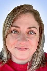 Karen Heaps's Instagram, Twitter & Facebook