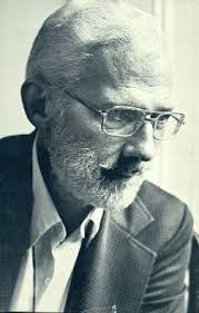 Robert Farrar's Instagram, Twitter & Facebook