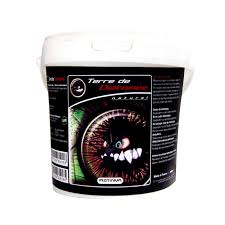 Diatomaceous earth is made from fossilized algae found in bodies of water. Diatomaceous Earth 1kg Usable In Organic Agriculture Platinium Nutrients Platinium Nutrients 13 96 Culture Indoor