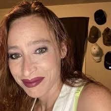 Heidi Aponte's Instagram, Twitter & Facebook