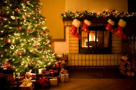 .khotbah oleh tim keller yang membicarakan tentang bagaimana terang natal menghalau ada banyak mitos yang kita punyai tentang kisah natal yang sesungguhnya. Pohon Natal Di Gereja Kita Gereja Kemah Injil Indonesia
