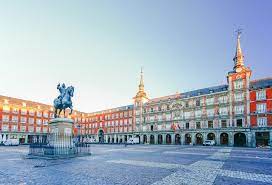 Vous pouvez vous promener dans des endroits intéressants et des sites touristiques à proximité, par. Study At Ie Madrid In Spain Your Dream School