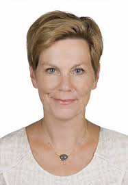 Audrey brought pixie haircuts for women into mainstream, making them the most enduring short styles. Financial Impacts Of Cancer Found To Intensif Eurekalert