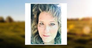 Karla Hull's Instagram, Twitter & Facebook