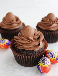 Lydia S Creme Egg Cupcakes Mckay Would Love Recettes Sucrees Recette Chocolat