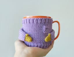 For all you ladies who would like to knit your own mug cozy, i have come up with these instructions. Cozy Teacup Sweaters Mug Cozy
