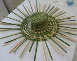 Weaving A Cattail Hat Diy Weaving Weaving Basket Weaving