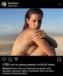 Still, she managed to combat them and … Lili Reinhart Apologizes For Topless Pic Demanding Justice
