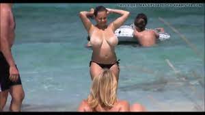 Huge Tits Coming Out Of The Water At The Beach - EPORNER