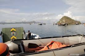 It is the capital of the west manggarai regency (kabupaten manggarai barat), one of the eight regencies which are the major administrative divisions of flores. Syahbandar Labuan Bajo Larang Kapal Wisata Berlayar Selama Cuaca Buruk Antara News
