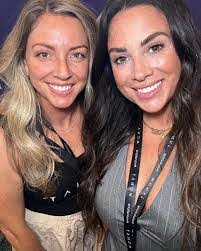 Georgia Marlow's Instagram, Twitter & Facebook