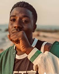 Heis_ellysavage😊 (@heis_ellysavage) • Instagram photos and videos