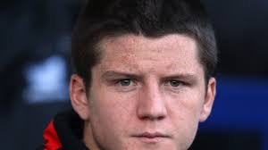 Knott ties down Dons stay