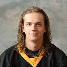 Cory Simons's Instagram, Twitter & Facebook