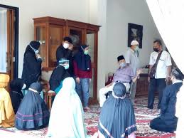 Pemakaman Gubernur Sumsel ke-14 Mahyuddin NS Tanpa Upacara Resmi dari  Pemprov