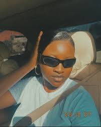 Sandra David's Instagram, Twitter & Facebook