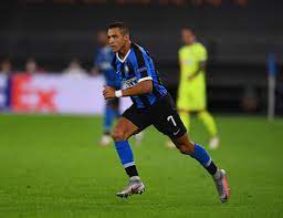 Inter milan want to sign manchester united forward alexis sanchez on a permanent deal. Alexis Sanchez I M Really Happy To Be Staying At Inter We Re Going To Win Together News