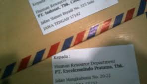 Surat resmi dapat dibedakan dengan surat tidak resmi. Panduan Menulis Surat Resmi M Rizal Permana