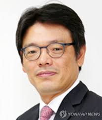 또 정치 아마추어 측근인 교수, 변호사들이 제대로 된 대응과 판단을 할 수 있다고 생각지 않는다며 김종인님과 같은 최고의 전문가와 거리를 두는 모습에서 알 수 있는 일이라고 주장했다. Gwqyso9fna3bfm