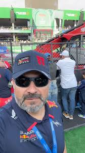 Instagram 用户 Julio Corral