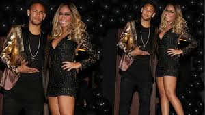 Santos rafaella neymar sister stunning sis sore treat eyes psg hottest jr bombshell brazilian forget meet everything. Neymar Happened It To Him In Big In The Party Of His Sister
