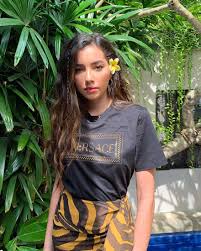 Amelia thripura henderson on instagram: Amelia Thripura Henderson