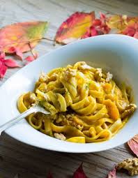 Pasta Mit Sehr Cremiger Sauce Aus Butternut Kurbis Rezepte Butternut Kurbis Rezept Butternut Rezepte