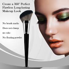Amazon.com: Foundation Brush Triangle Powder Brush Banidy Angled Makeup  Brush Fan Contour Brush Professional Blush Brush Bronzer Brush Super Soft  Dense Synthetic Bristles for Liquid,Cream Mineral,Powder : Beauty &  Personal Care
