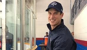 Sidney crosby wife or soon to be bride, kathy leutner is a professional model. Inside Sidney Crosby S Secretive Life His Wife And Parents Thenetline