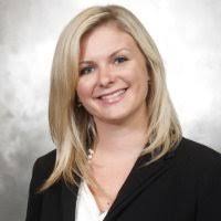 Kendra Metcalf's Instagram, Twitter & Facebook