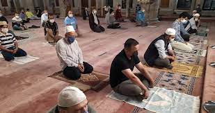 Bayram namazı, kurban bayramı'nın ilk günü eda edilecek. L20qa11orsmcjm