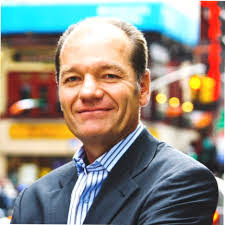 Martin Yepez's Instagram, Twitter & Facebook