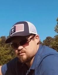 Eric Holmes's Instagram, Twitter & Facebook