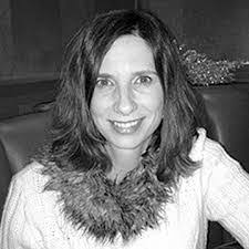 Karin Bell's Instagram, Twitter & Facebook