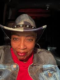 Hi all! I just wanted to introduce myself and share a photo I took Meet The  Williams's LaDerrick LaTricia Williams