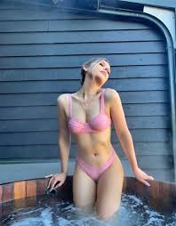 Sammystopia nude- a glimpse into her private world