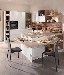 Cuisine En L Avec Ilot Central Meuble Cuisine Ilot Centrale Cuisine En L Avec Il Avec Central In 2020 Kitchen Remodel Small Modern Kitchen Island Cuisine Design