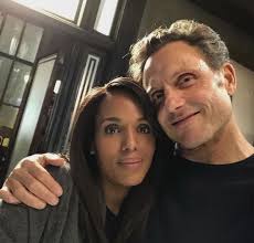 Dalawang magandang magkaibigang matalik: si Kerry Washington at Tony  Goldwyn : r/popculturechat