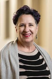 Suzanne Perkins's Instagram, Twitter & Facebook