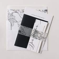 Black And White Wedding Invitations Matching Belly Bands And Envelope Liners Monoc Black Wedding Invitations Trendy Wedding Invitations Monochrome Weddings