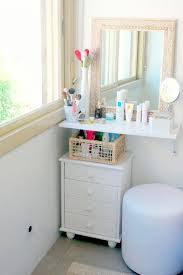Makeup Vanity Table With Lighted Mirror And Drawers Makeup Vanity Ideas For Bathrooms Small Bedroom Organization Small Bedroom Diy Bedroom Organization Diy