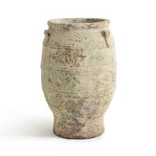 en terre cuite patinee blanchie o50 x h72 cm pots de fleurs en plastique jarre en terre cuite jarre